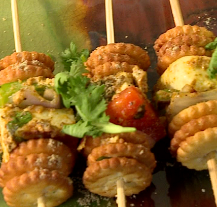Nibbles cocktail skewers