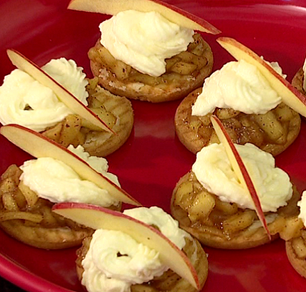 Apple pie cream bites